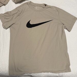 Nike T-Shirt